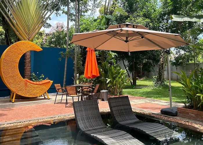 Duplex Loft, King Bed, Balconies, Fast Wifi, Pool & Garden Siem Reap