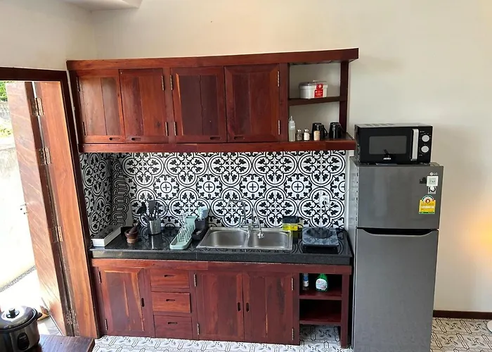 Holiday home Duplex Loft, King Bed, Balconies, Fast Wifi, Pool & Garden Siem Reap